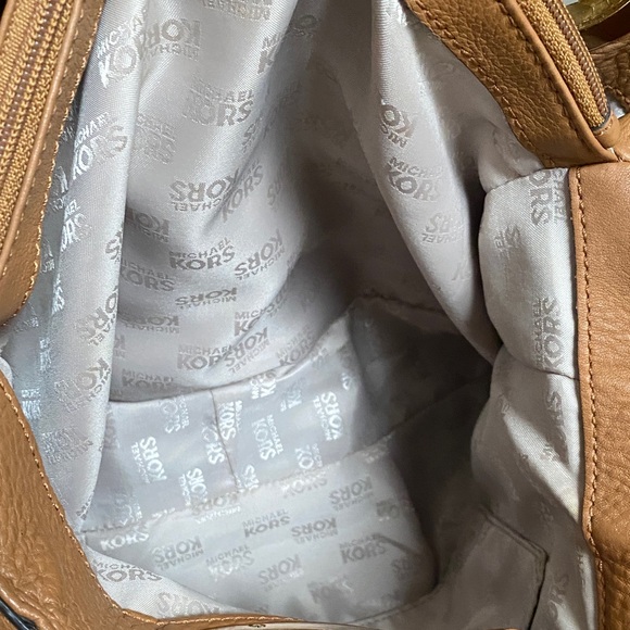 Michael Kors Tan Leather Shoulder Bag - Picture 9 of 16